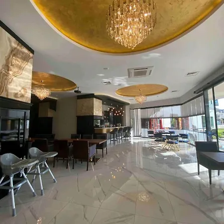 Serenity Luxury Lejlighed